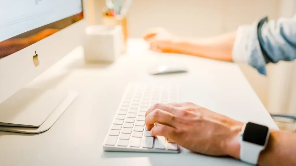 Dropshipping on a Budget (3) • merchOne Dropshipping on a Budget (3) • merchOne